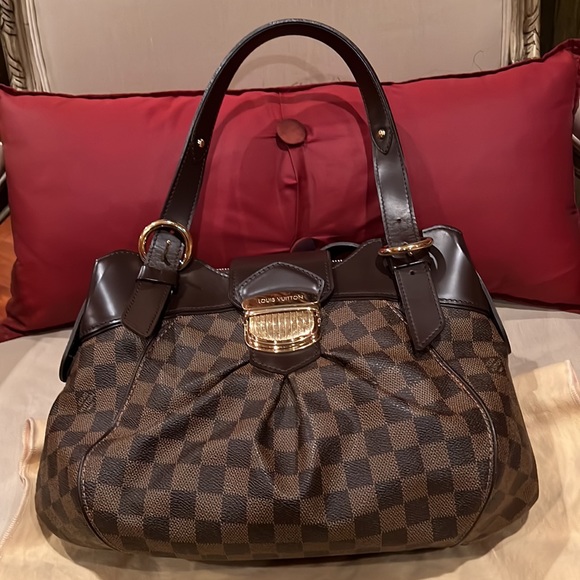 Louis Vuitton Authentic Damier SISTINA PM Shoulder Bag Like New - Picture 11 of 17